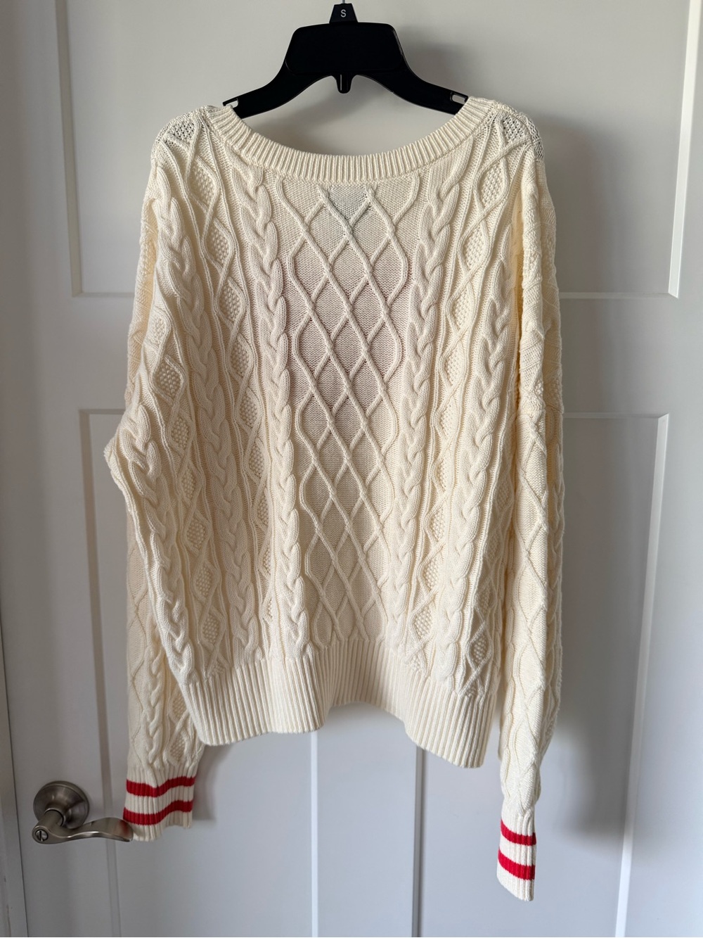 Lands End Cream Cable-Knit Sweater with Red Heart Size XL - Picture 5 of 6